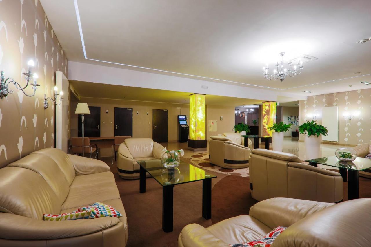 Hotel Borowiecki Лодзь Екстер'єр фото