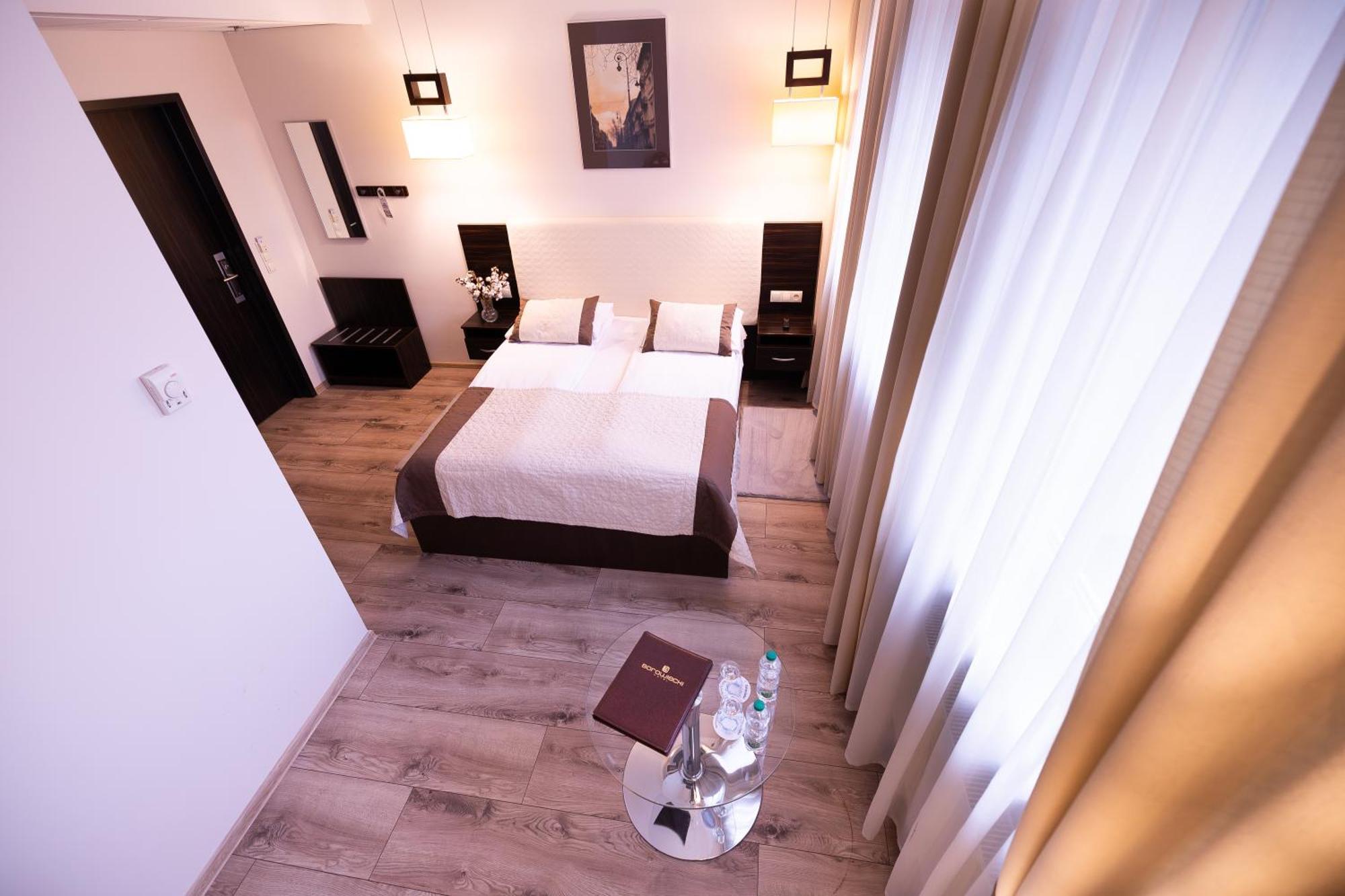 Hotel Borowiecki Лодзь Екстер'єр фото