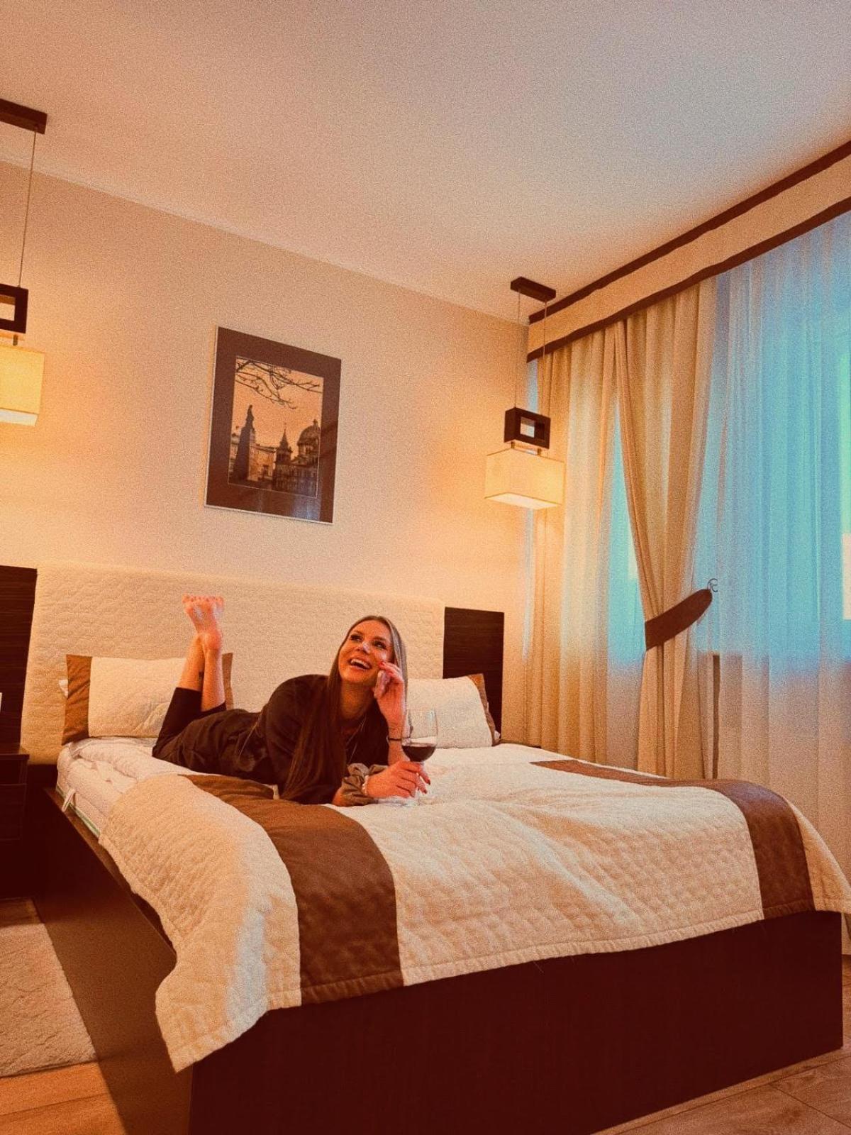 Hotel Borowiecki Лодзь Екстер'єр фото