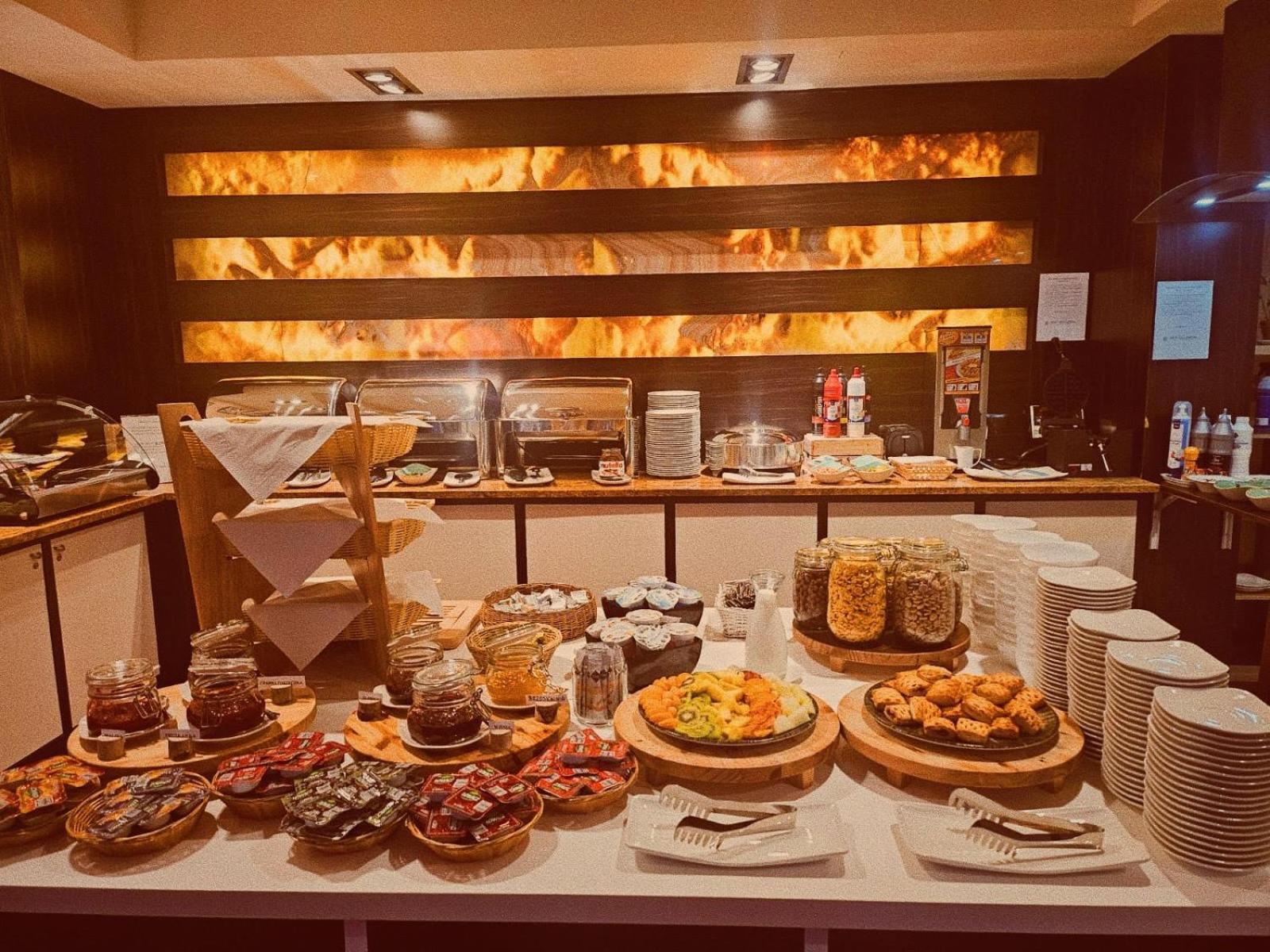 Hotel Borowiecki Лодзь Екстер'єр фото